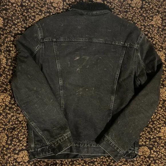 Supreme x Levi's bleached Sherpa trucker M